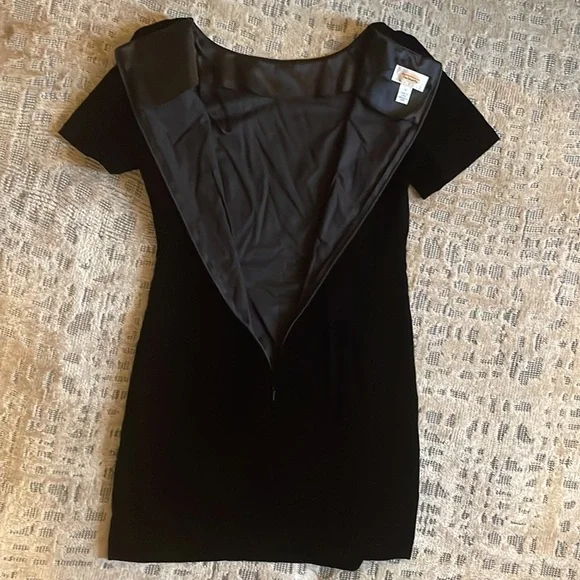 Talbots Little Black Velvet Dress Petite 4 - Picture 6 of 8